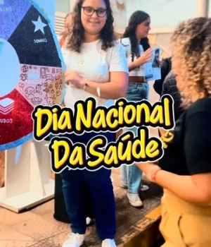 💙 No Dia Nacional da Saúde, a FAPAM promoveu uma ação de conscientização sobre dois temas cada vez mais presentes na sociedade: o uso excessivo de telas e os riscos das apostas on-line.  Por meio da informação e do diálogo, reforçamos a importância do equilíbrio, da saúde mental e de escolhas conscientes para uma melhor qualidade de vida.  Cuidar da saúde também é orientar, prevenir e promover conhecimento. Esse compromisso faz parte da nossa missão. Vem ver!   #Fapam #DiaNacionalDaSaúde